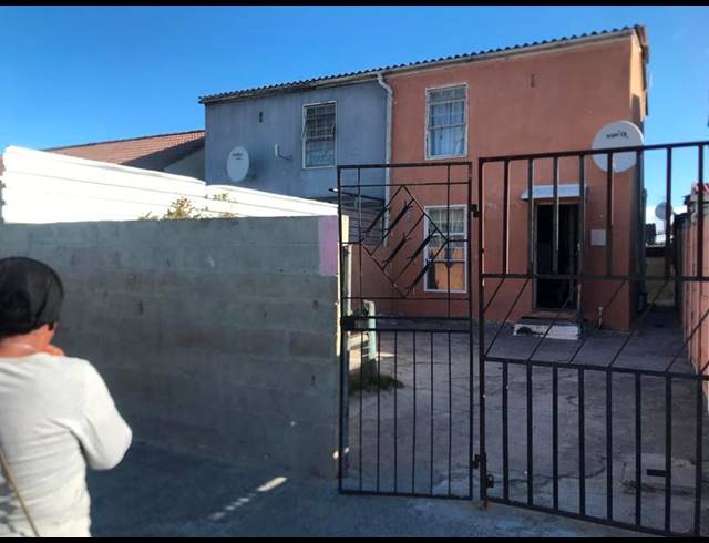 3 BEDROOM HOUSE FOR SALE IN MITCHELLS PLAIN CENTRAL